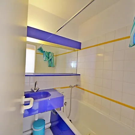 Cap Esterel Vacances, Centre B1, Studio Cabine 5 Pers. Ref. 302la * Saint-Raphael (Var)