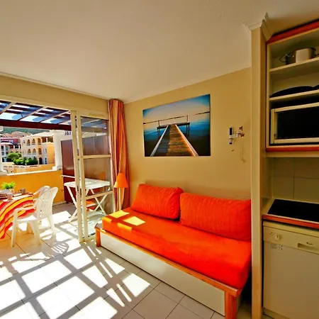 Apartment Cap Esterel Vacances, Centre B1, Studio Cabine 5 Pers. Ref. 302la