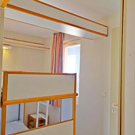 Cap Esterel Vacances, Centre B1, Studio Cabine 5 Pers. Ref. 302la Apartamento